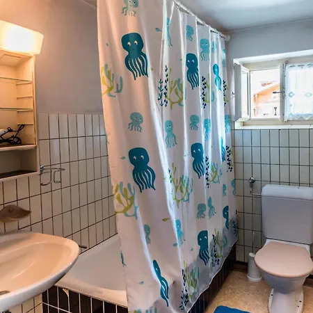 Simple And Rustic - In Historic House Appartamento Wilderswil